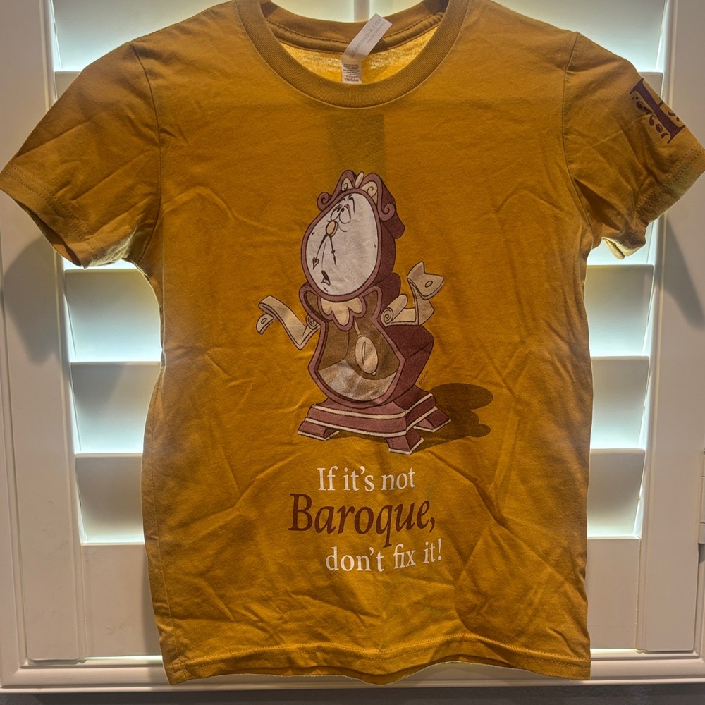 Women’s Cogsworth Mustard Yellow Graphic Tee with Clock Cartoon. New. Small 6-8